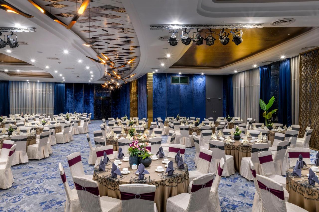 Grand Mercure Yangon Golden Empire Esterno foto