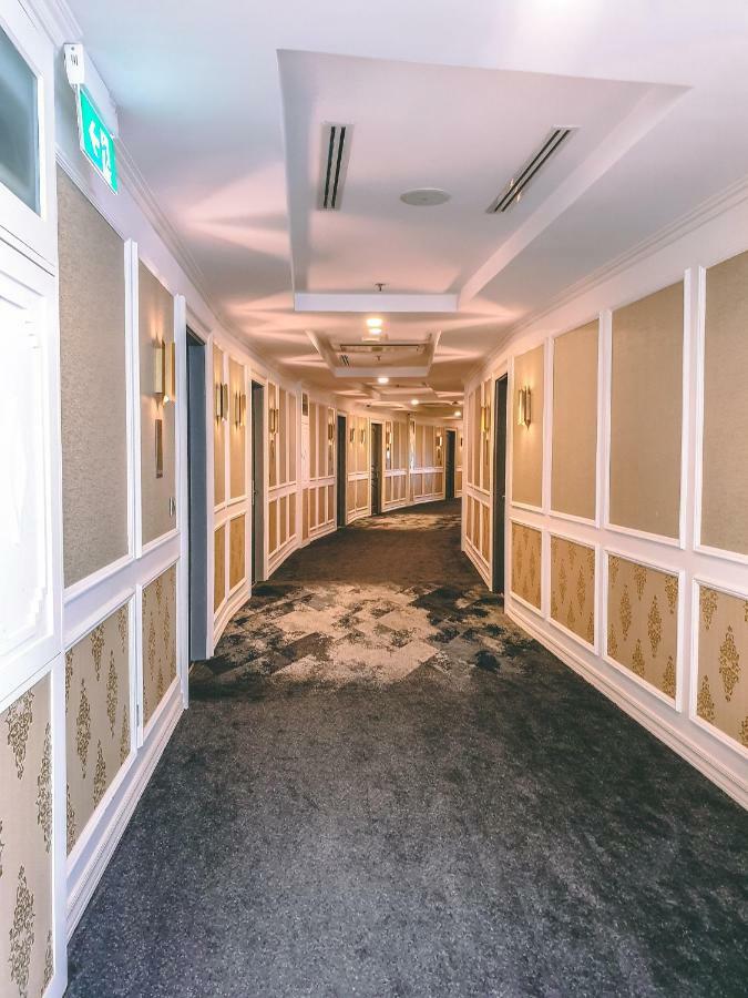 Grand Mercure Yangon Golden Empire Esterno foto